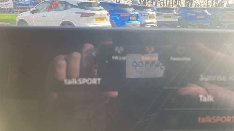 Nissan Qashqai 1.3 DiG-T MH N-Connecta 5dr Petrol Hatchback